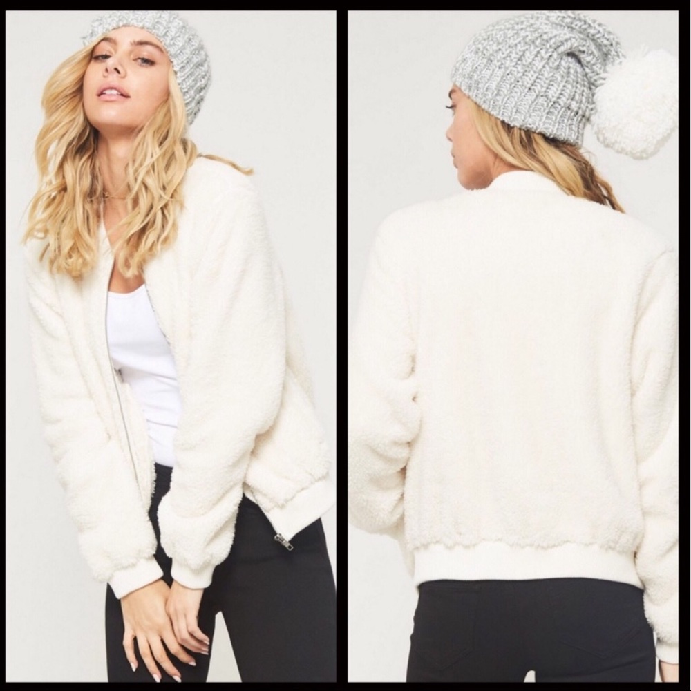 CLEARANCE-FIRM‼️Snow Bunny Fuzzy Bomber - Picture 3 of 7